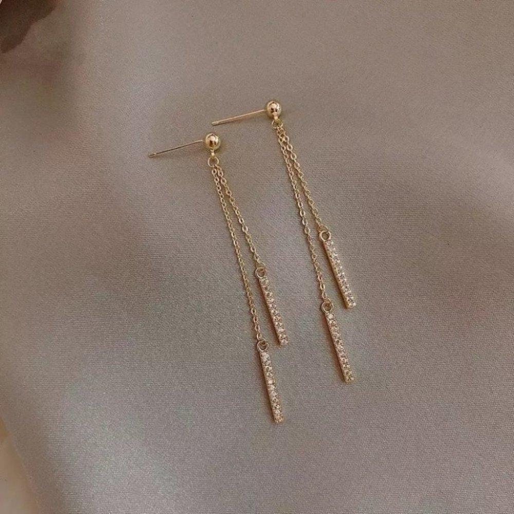 New Metal Classic Geometric Dangle Earrings - Picture 3 of 3